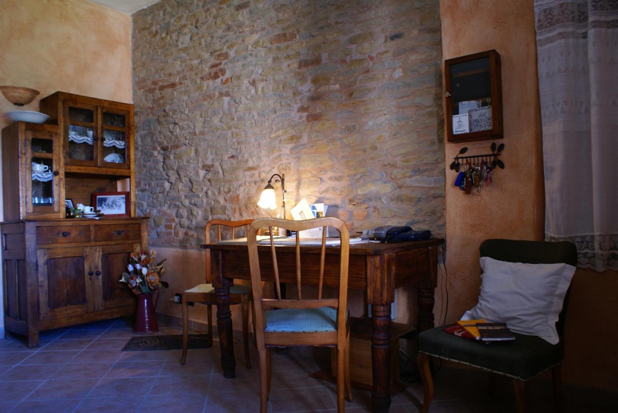 Casa Branzele Bed and Breakfast Trezzo Tinella Eksteriør billede