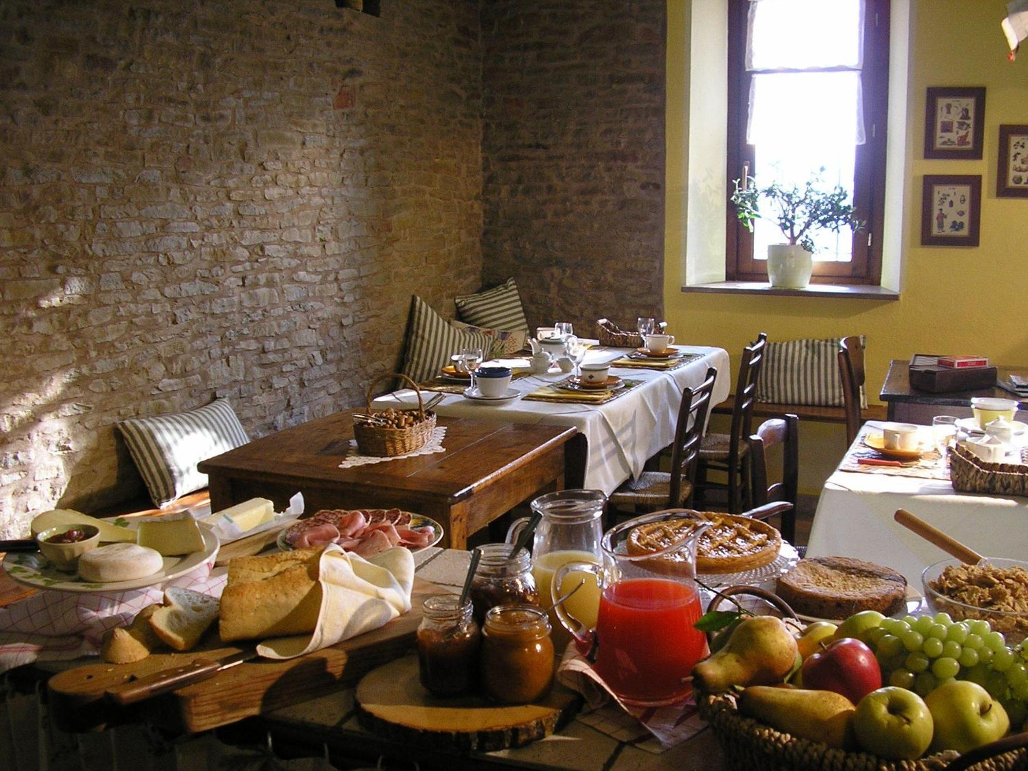 Casa Branzele Bed and Breakfast Trezzo Tinella Eksteriør billede